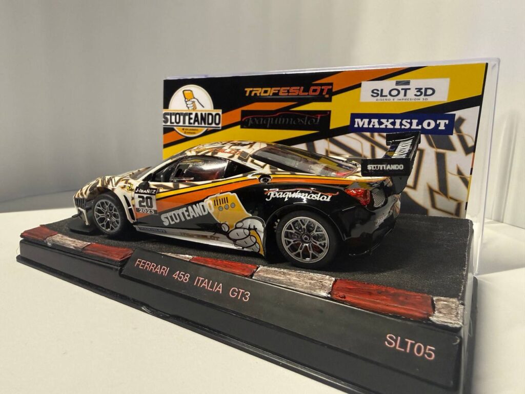 Ferrari 458 Italia GT3 SLT05