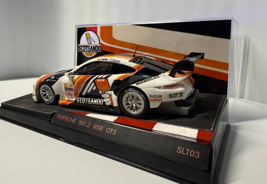Porsche 911.2 RSR GT3 SLT03